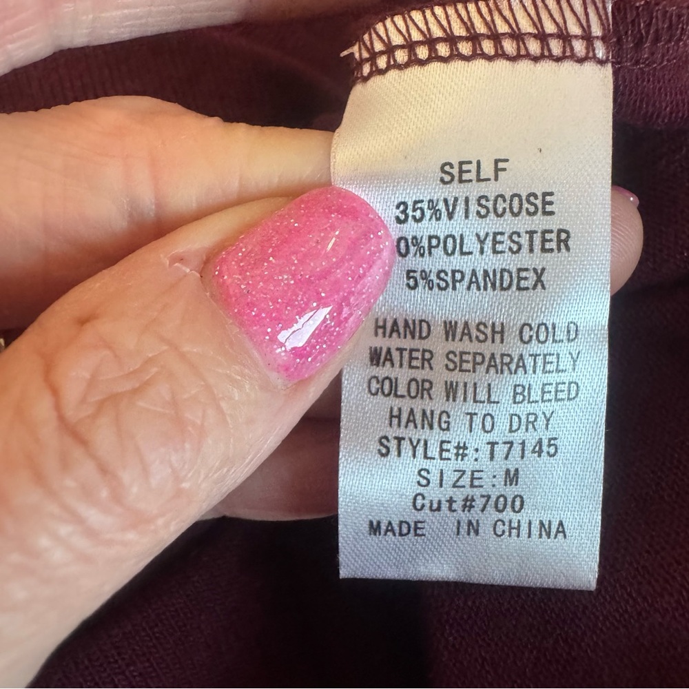 Darah Dahl Burgundy Cropped Oversized Hoodie Sweatshirt Lightweight M - Picture 4 of 7